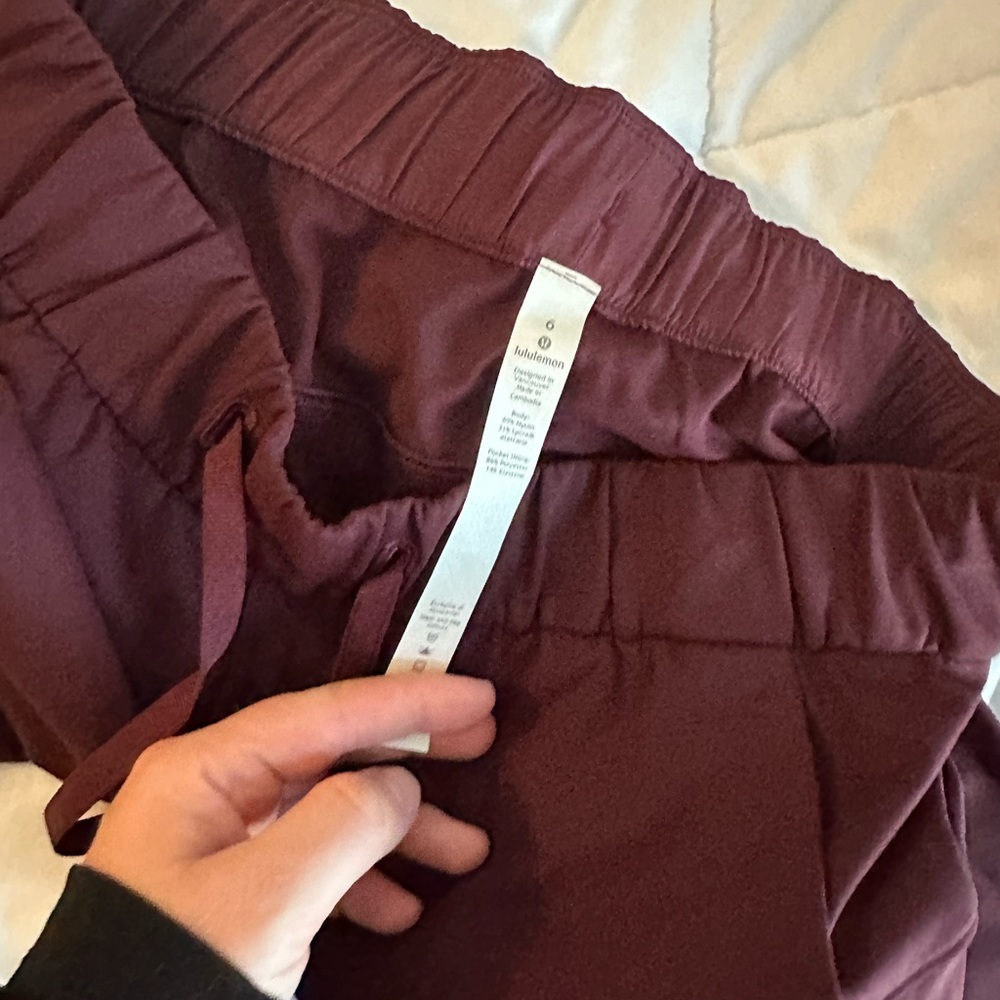 Lululemon On The Fly Pant